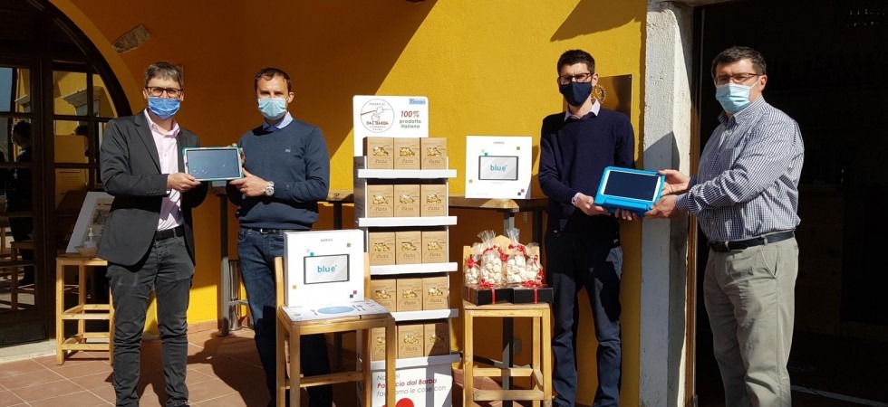 L'azienda roveretana Needius dona due comunicatori per l'autismo alla cooperativa Dal Barba
